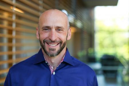 Headshot of Steven Smith