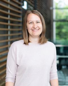 Headshot of Dr. Che Colpitts in the School of Medicine