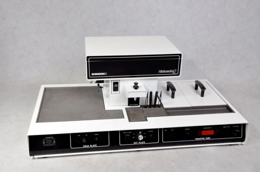 
                         Spin Tissue Processor and Tissue Embedding Station                                                    