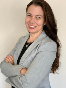 Headshot of Dr. Fernanda de Felice